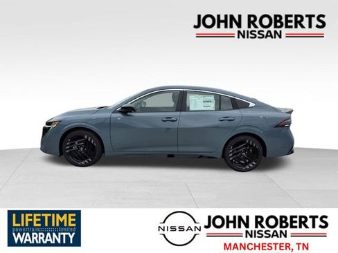 New 2026 Nissan Sentra SR w/ Floor Mat Package image 2