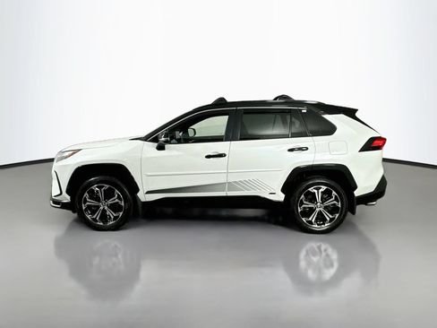 Certified 2025 Toyota RAV4 XSE w/ Premium Package AWD/4WD image 4