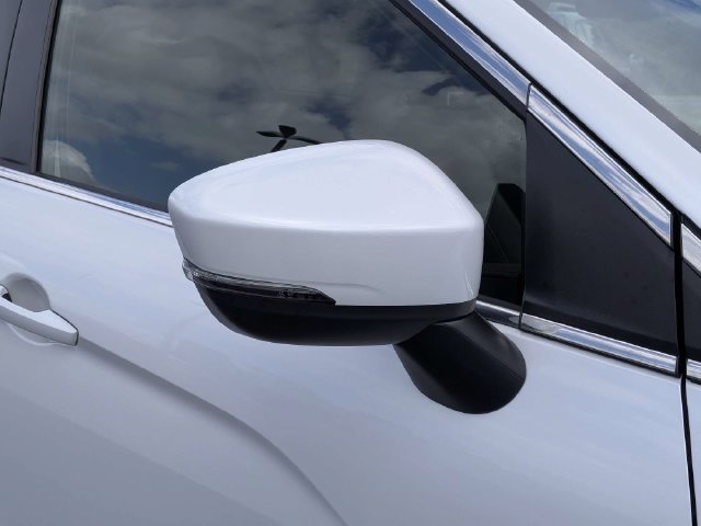 Used 2025 Mitsubishi Eclipse Cross SE AWD/4WD image 11