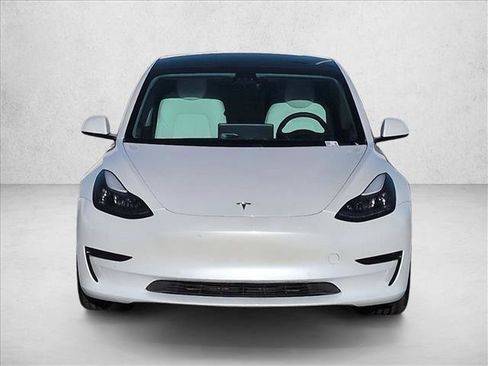 Used 2021 Tesla Model 3 Standard Range Plus image 2