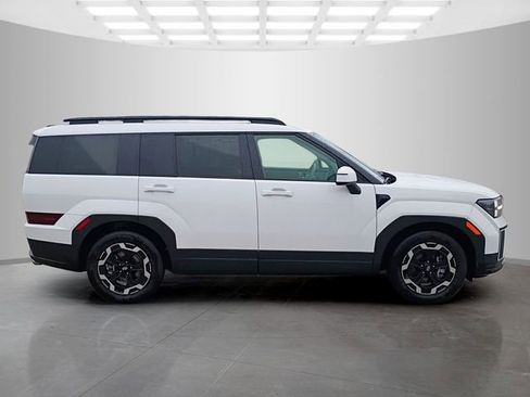 Used 2025 Hyundai Santa Fe SEL image 9