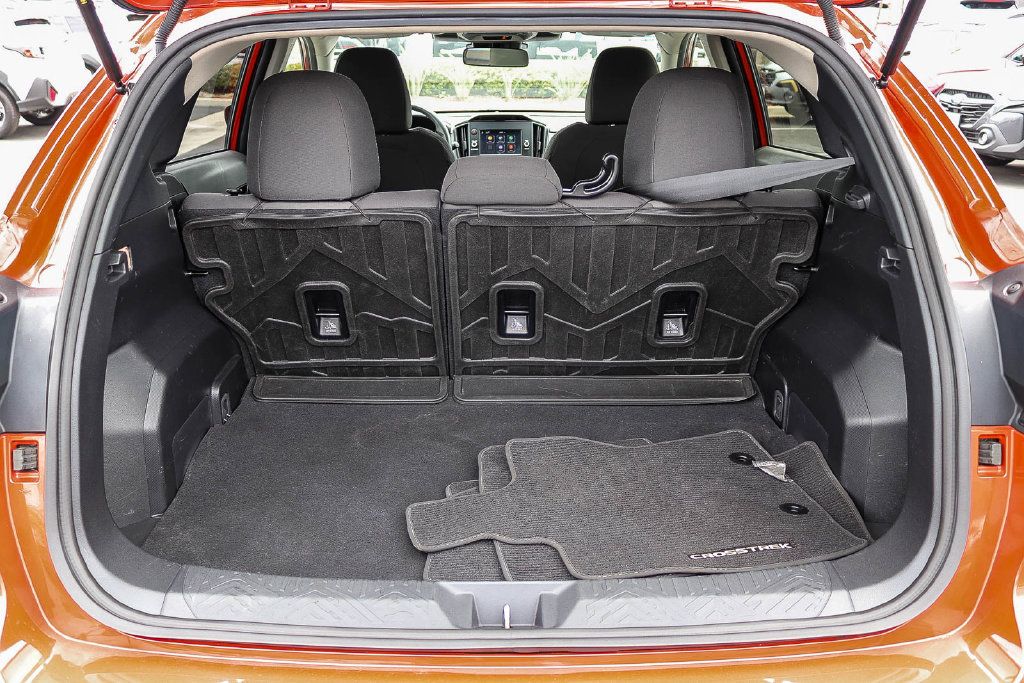 Used 2024 Subaru Crosstrek 2.0i AWD/4WD image 30