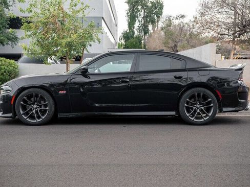 Used 2021 Dodge Charger Scat Pack w/ Navigation & Travel Group image 2