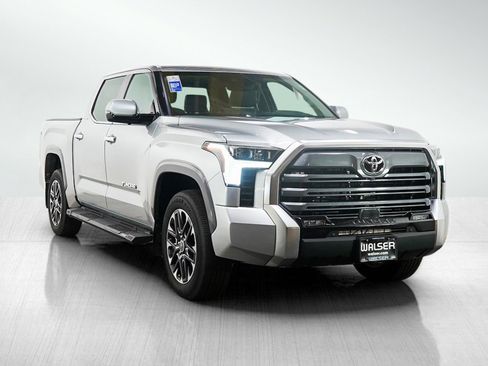 Used 2023 Toyota Tundra Limited AWD/4WD image 7