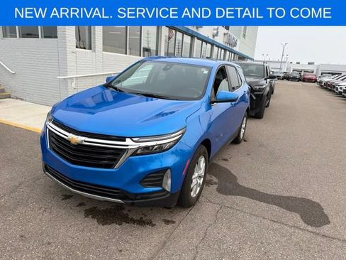 Certified 2024 Chevrolet Equinox LT w/ LPO, Floor Liner Package FWD image 2
