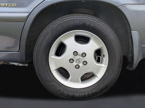 Used 2007 Toyota Highlander Limited AWD/4WD image 12