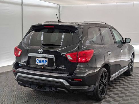 Used 2017 Nissan Pathfinder Platinum w/ Midnight Edition Package image 6