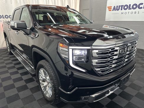 Used 2024 GMC Sierra 1500 Denali w/ Technology Package image 2