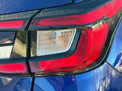 Certified 2025 Subaru Crosstrek 2.0i image 31