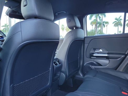 Certified 2025 Mercedes-Benz GLA 250 image 14