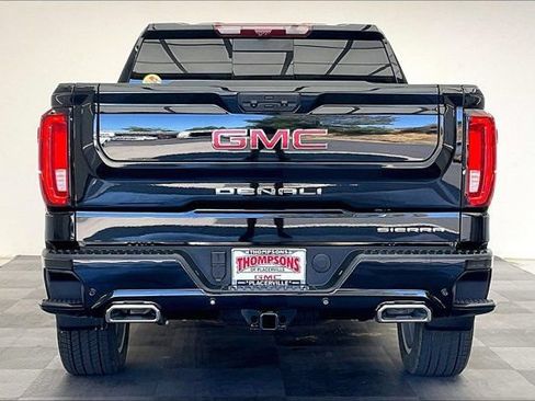 Used 2026 GMC Sierra 1500 Denali AWD/4WD image 3
