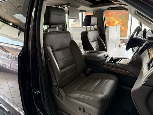 Used 2016 GMC Yukon XL Denali w/ Open Road Package AWD/4WD image 33