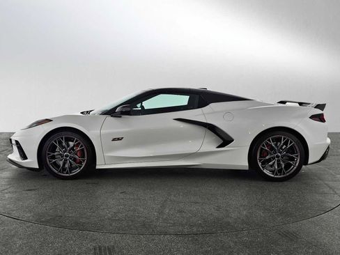 Used 2023 Chevrolet Corvette Stingray Premium Conv w/ Z51 Performance Package image 6