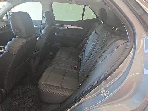 Used 2024 Buick Envision Avenir AWD/4WD image 23