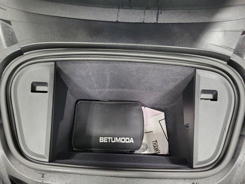 Used 2021 Porsche Taycan image 58