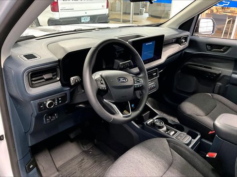 Used 2025 Ford Maverick XLT w/ XLT Luxury Package image 8