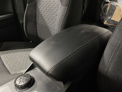 Used 2025 Ford Ranger XLT w/ Technology Package image 26