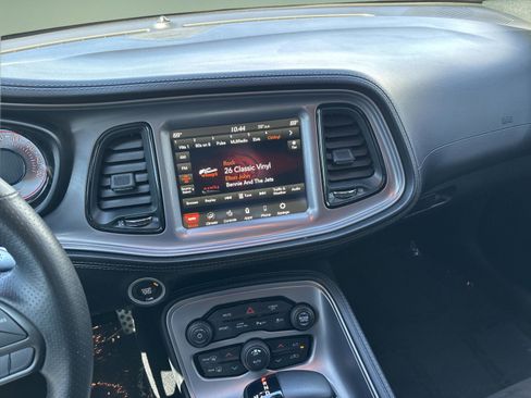 Used 2023 Dodge Challenger R/T w/ T/A Package image 6