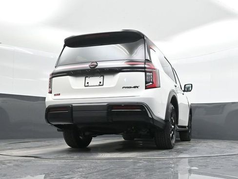 Used 2025 Nissan Armada PRO-4X image 30