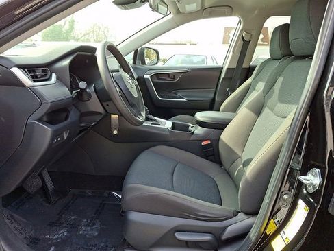 Used 2023 Toyota RAV4 LE image 14