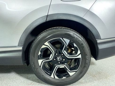 Used 2018 Honda CR-V Touring image 5