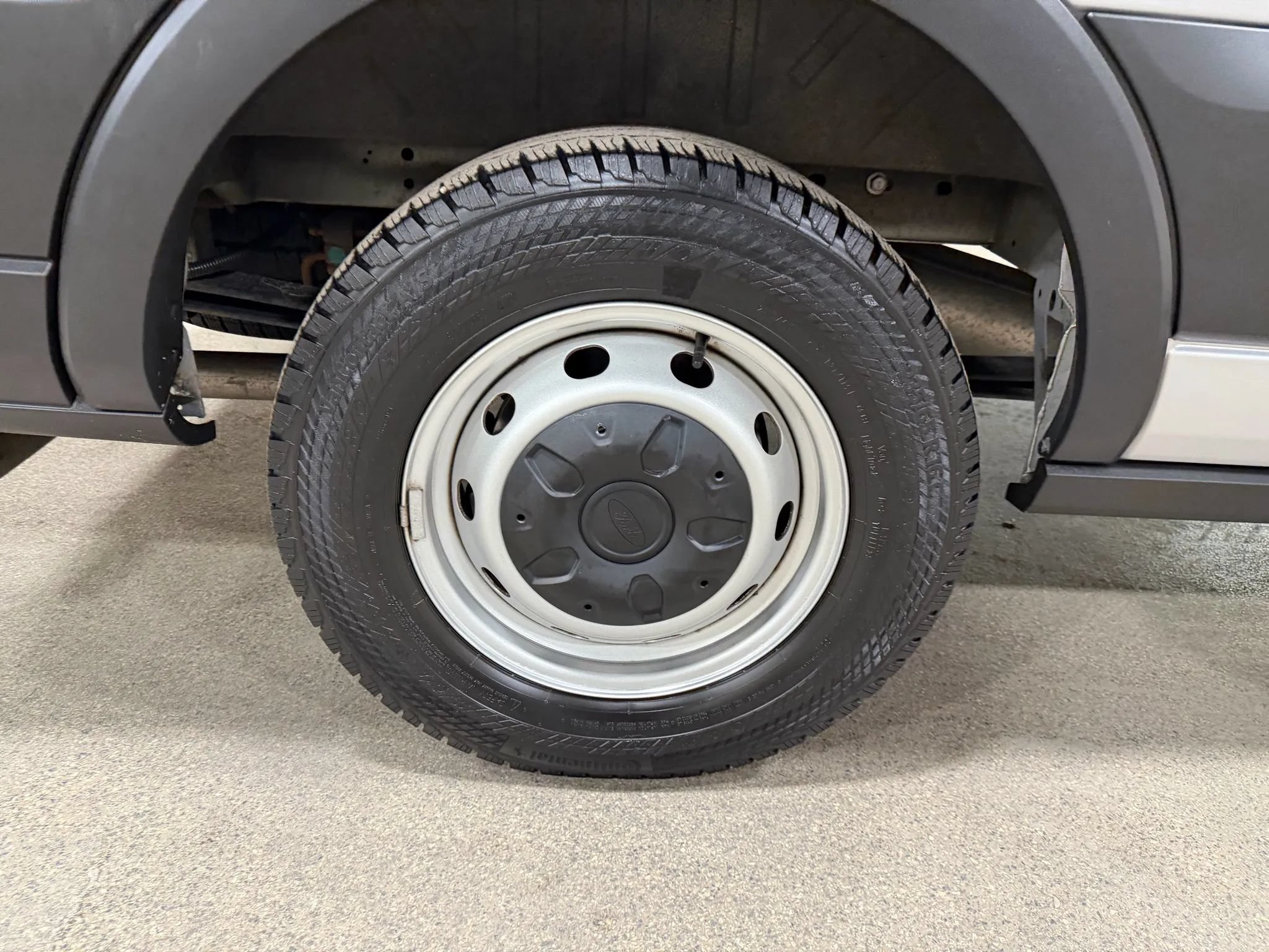 Used 2020 Ford Transit 250 Medium Roof RWD image 75