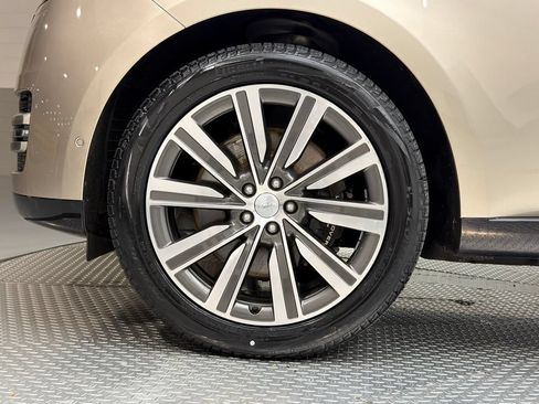 Used 2023 Land Rover Range Rover SE AWD/4WD image 5