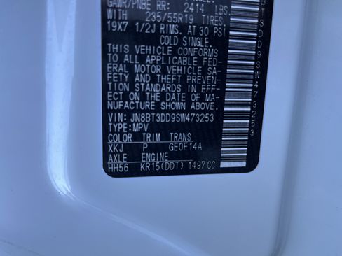 Used 2025 Nissan Rogue Platinum w/ Tech Package image 26