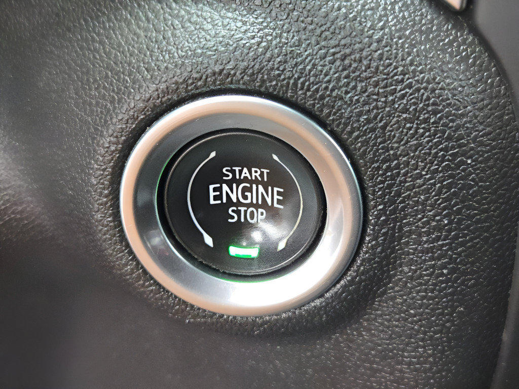 Used 2020 Chevrolet Silverado 1500 LT w/ All-Star Edition AWD/4WD image 32