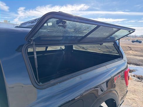 Used 2021 Ford F150 Lariat w/ Max Trailer Tow Package image 15