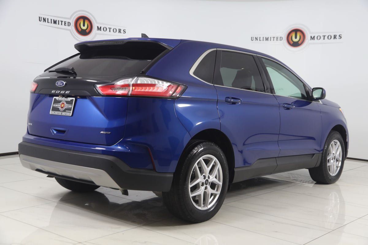 Used 2023 Ford Edge SEL w/ Convenience Package AWD/4WD image 3