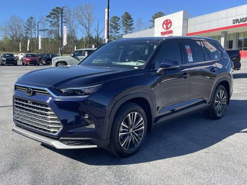 New 2026 Toyota Grand Highlander AWD Hybrid image 5