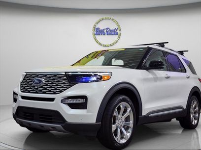 Used 2020 Ford Explorer Platinum w/ Premium Technology Package