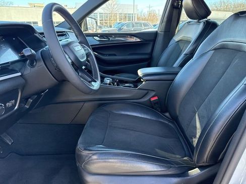 Certified 2023 Jeep Grand Cherokee L Laredo image 19