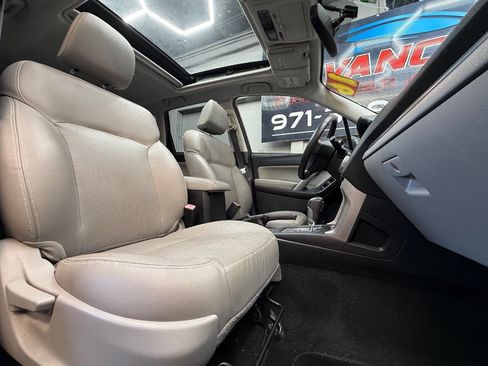 Used 2016 Subaru Forester 2.5i Limited AWD/4WD image 5