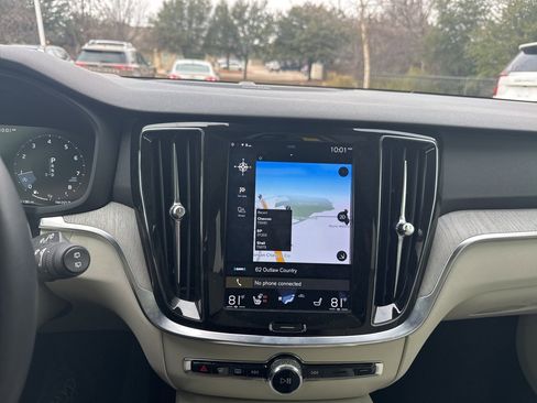 Used 2022 Volvo V60 T5 Cross Country w/ Advanced Package image 24