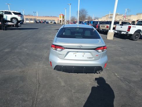 Certified 2023 Toyota Corolla SE w/ SE Premium Package image 4