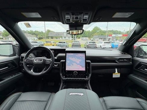 New 2026 GMC Yukon AT4 w/ AT4 Premium Plus Package AWD/4WD image 20