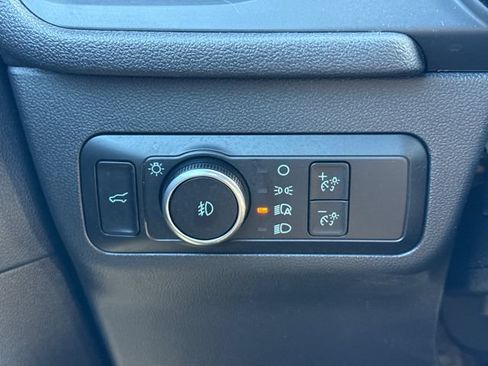 Used 2025 Ford Escape ST-Line Select AWD/4WD image 37