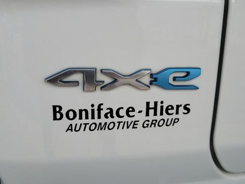 Used 2024 Jeep Wrangler Unlimited Sahara image 34