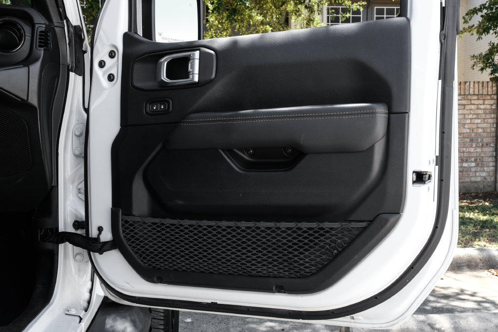 Used 2021 Jeep Wrangler Unlimited Sahara AWD/4WD image 56