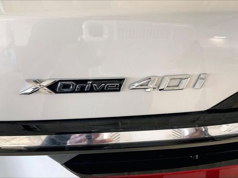 Used 2025 BMW X7 xDrive40i w/ M Sport Package image 9