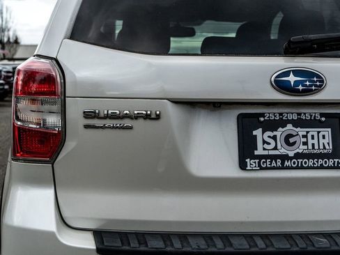 Used 2015 Subaru Forester 2.5i Premium w/ All-Weather Package AWD/4WD image 10