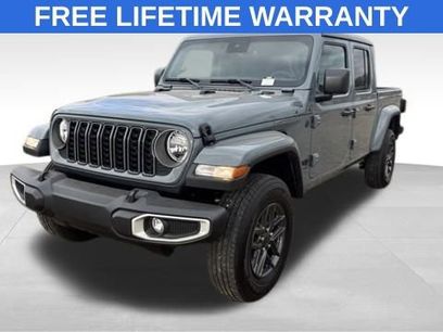 New 2025 Jeep Gladiator Sport
