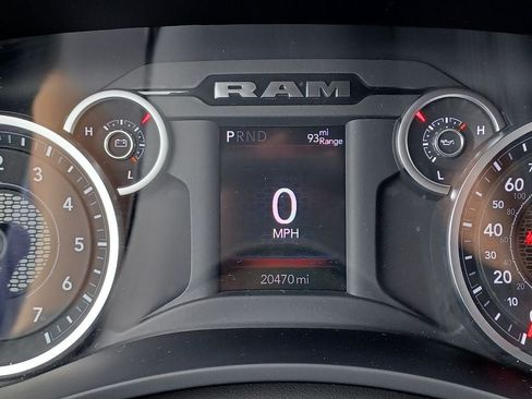 Used 2026 RAM 2500 Big Horn AWD/4WD image 12