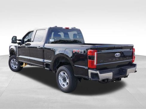 New 2026 Ford F350 XLT w/ XLT Premium Package image 5