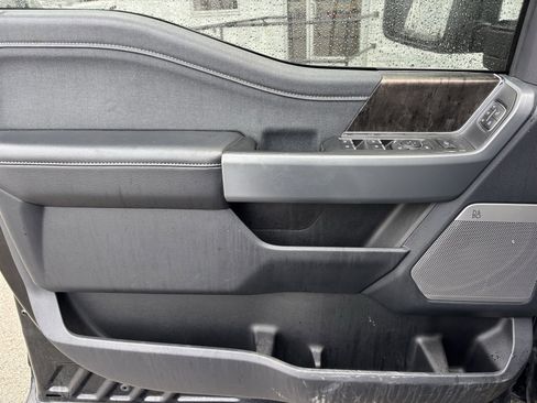 Used 2024 Ford F250 Lariat image 12