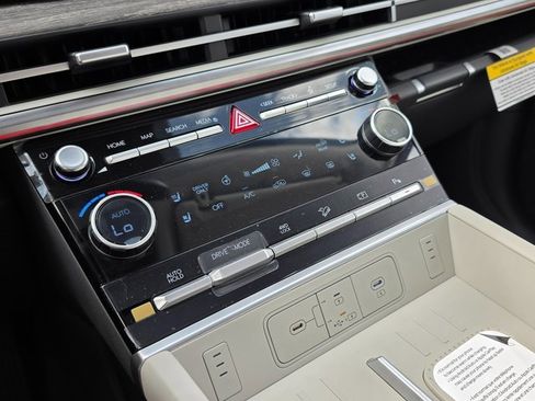 New 2026 Hyundai Santa Fe Calligraphy image 28