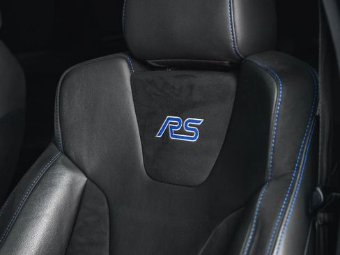 Used 2017 Ford Focus RS image 41