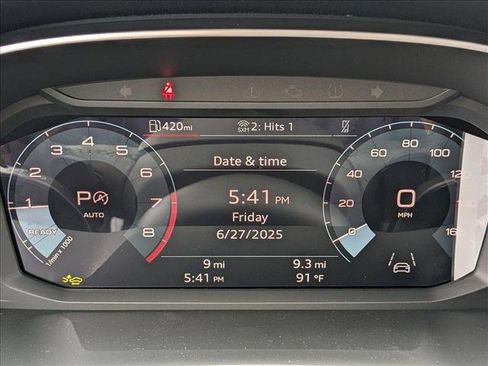 New 2025 Audi Q3 2.0T Premium image 10